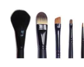 BROSSE 2 RANGS ET PEIGNE A SOURCILS BROSSE 2 RANGS ET PEIGNE A SOURCILS